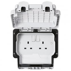 MK K56482WHI Masterseal Plus 2 Gang 13 Amp IP66 Outdoor Switched Socket