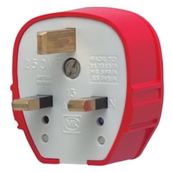 MK 655RED 13 Amp 3 Pin Red Standard Fused Toughplug